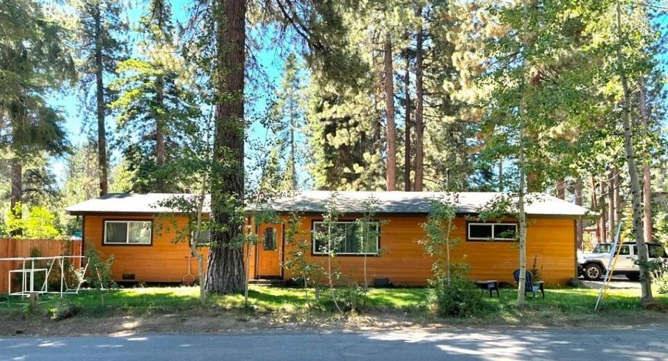 940 Patricia Lane, South Lake Tahoe, CA 96150 Photo
