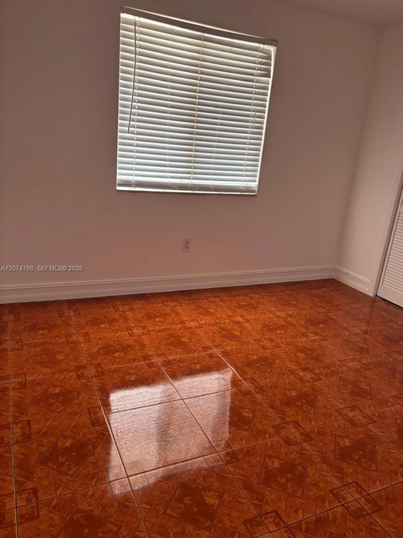 6990 NW 186th St , Unit 4-515, Hialeah, FL 33015 Photo