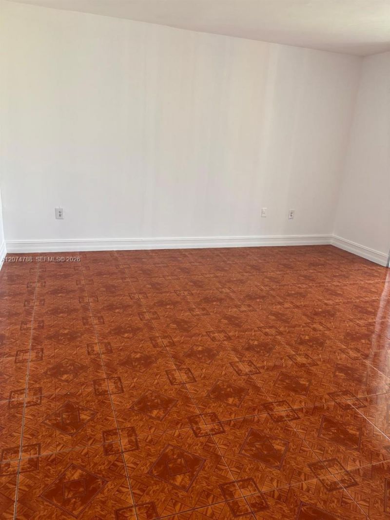 6990 NW 186th St , Unit 4-515, Hialeah, FL 33015 Photo
