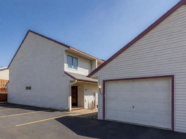 2759 Charles Court NW, Rochester, MN 55901