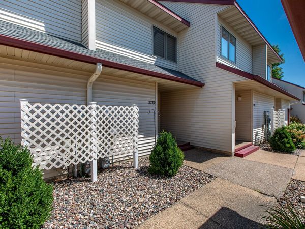 2759 Charles Court NW, Rochester, MN 55901