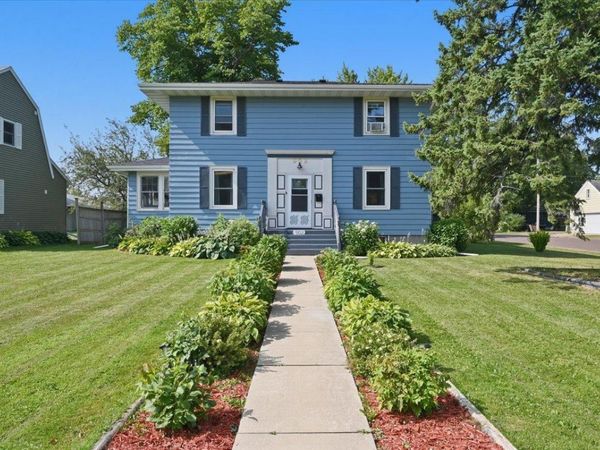 902 E 8th Street, Superior, WI 54880