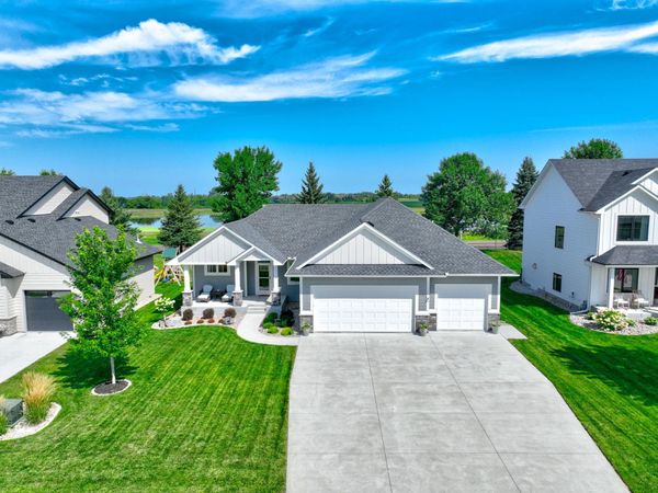 803 11th Street NE, New Prague, MN 56071