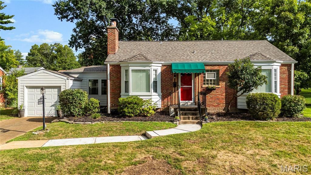 659 Deerhurst Drive, Saint Louis, MO 63119 Main Photo