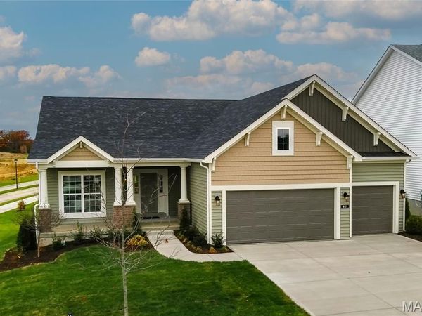 401 Farmhouse Drive , O'Fallon, MO 63385