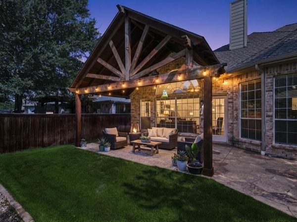 1124 Wilson Drive, Lantana, TX 76226