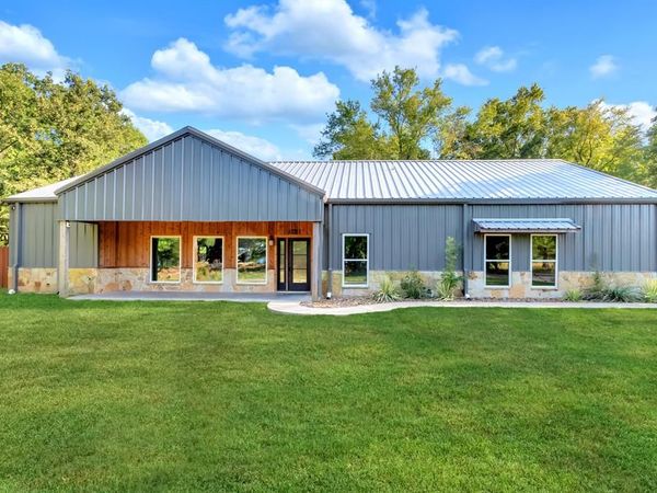 239 County Road, Alba, TX 75410