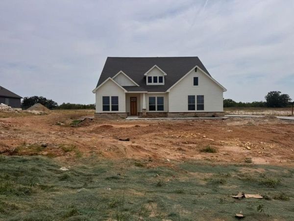 313 Johnny Boy Way, Springtown, TX 76082