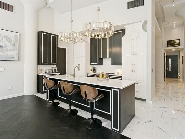 2600 W 7th Street , Unit 1715, Fort Worth, TX 76107