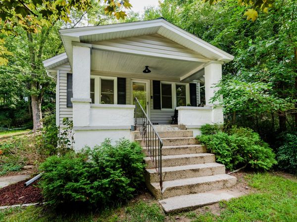 1054 Haines Street NW, Grand Rapids, MI 49504