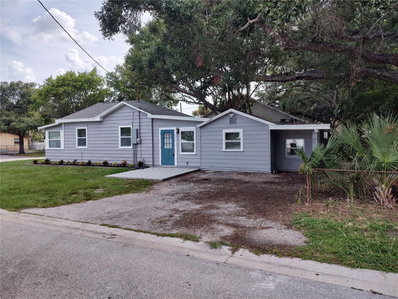 301 Mystic Lake Drive N, Saint Petersburg, FL 33702 Photo