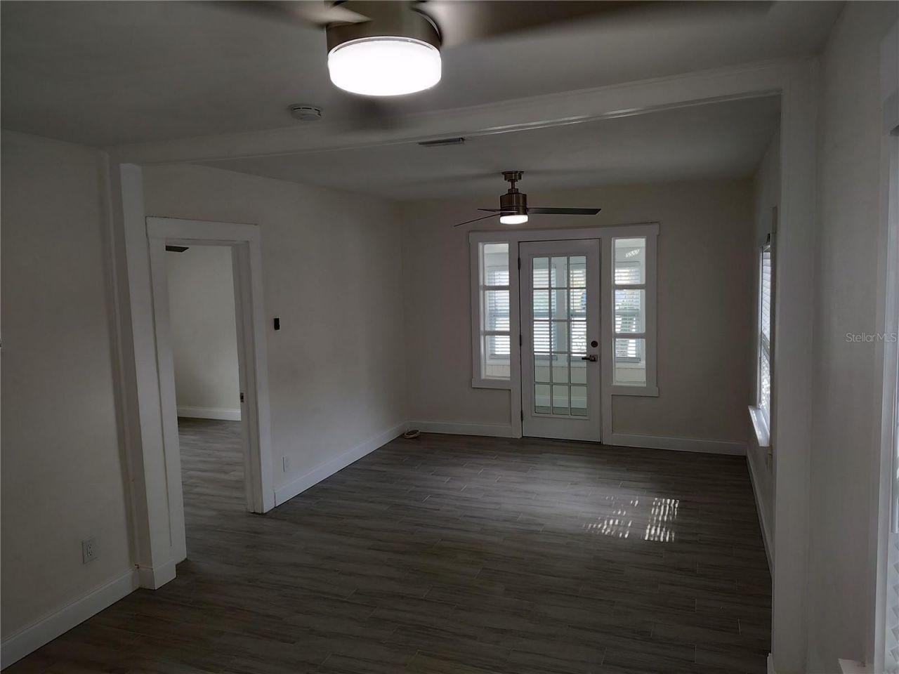 301 Mystic Lake Drive N, Saint Petersburg, FL 33702 Photo