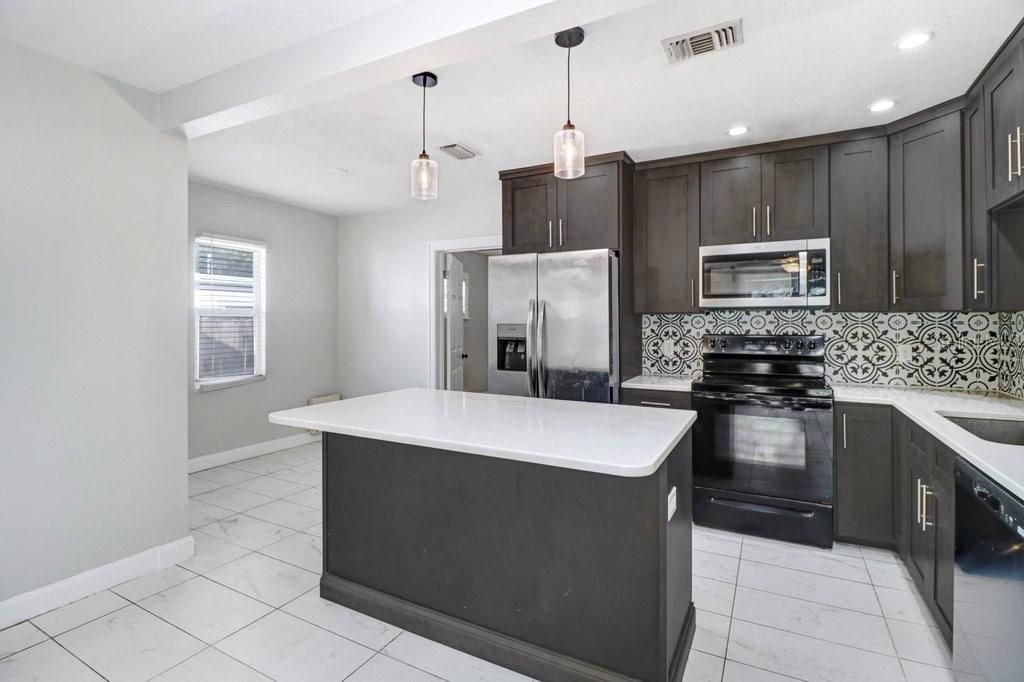 711 16th Avenue S, Saint Petersburg, FL 33701 Photo
