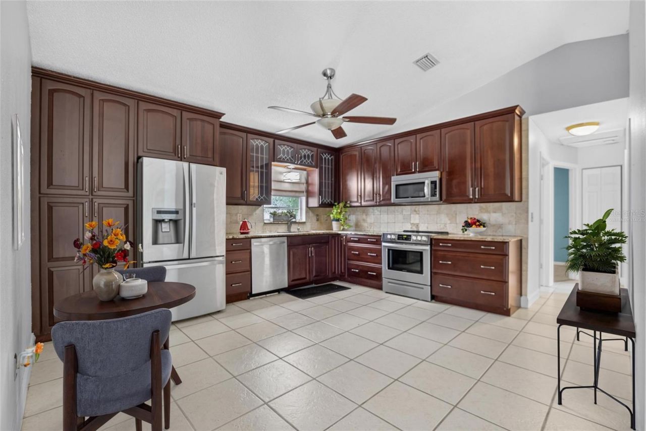 1101 27th Avenue S, Saint Petersburg, FL 33705 Photo