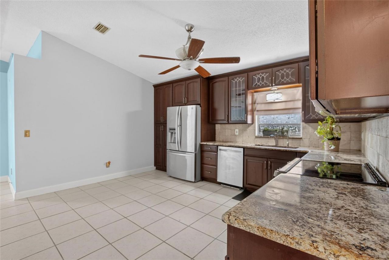 1101 27th Avenue S, Saint Petersburg, FL 33705 Photo