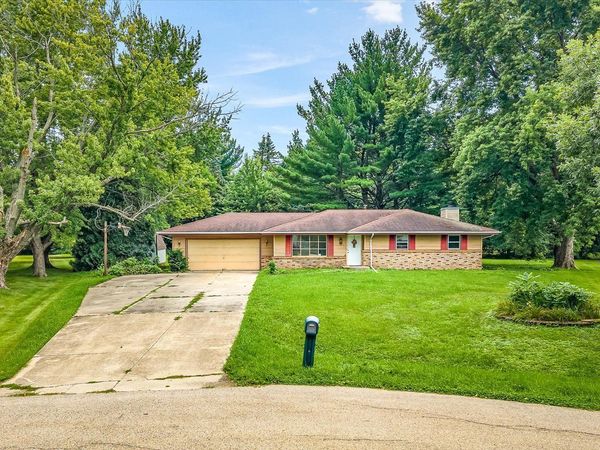 3919 Falling Leaf Drive , Rockford, IL 61109