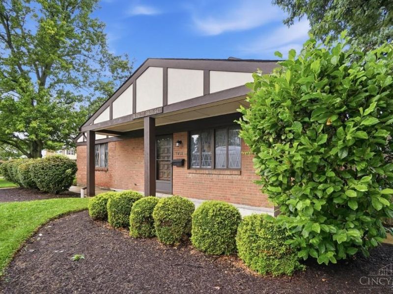 9411 Haddington Court, Colerain Township, OH 45251 Photo 5