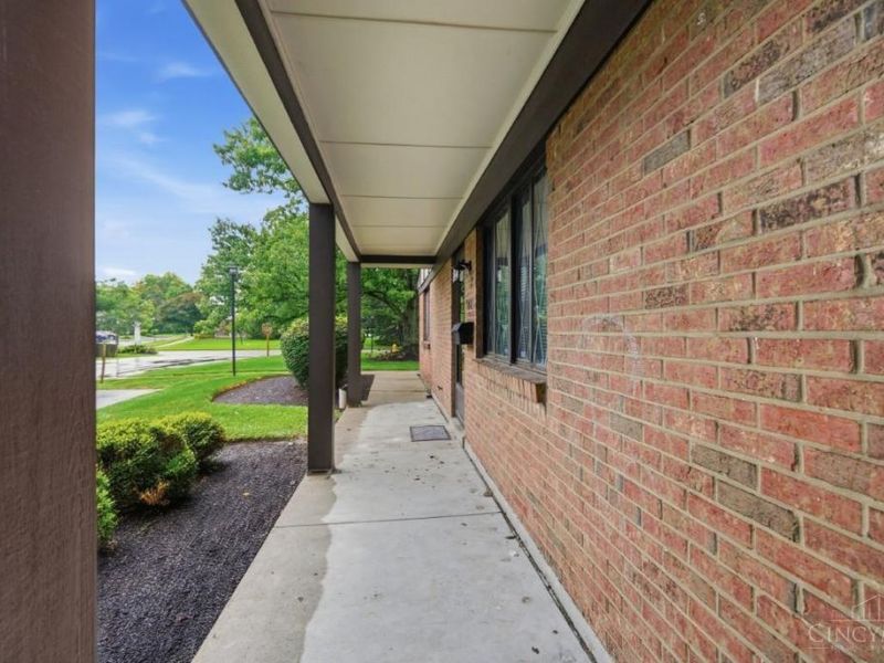 9411 Haddington Court, Colerain Township, OH 45251 Photo 6