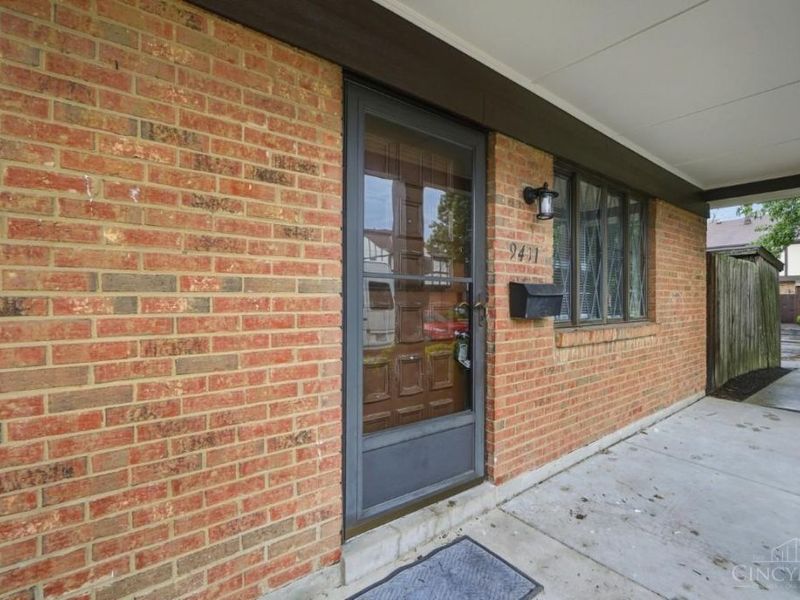 9411 Haddington Court, Colerain Township, OH 45251 Photo 8