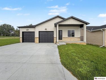1311 SW 36th Street, Lincoln, NE 68522