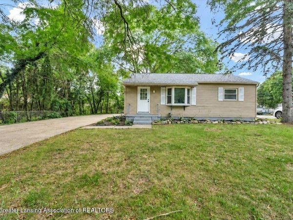 5573 Cade Street, Haslett, MI 48840