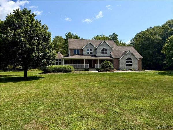 9239 Carpenter Road , Eden, NY 14057