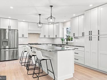 204 EDITH LANE, WEST CHESTER, PA 19380