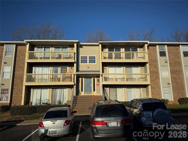 1604 Arlyn Circle , Charlotte, NC 28213