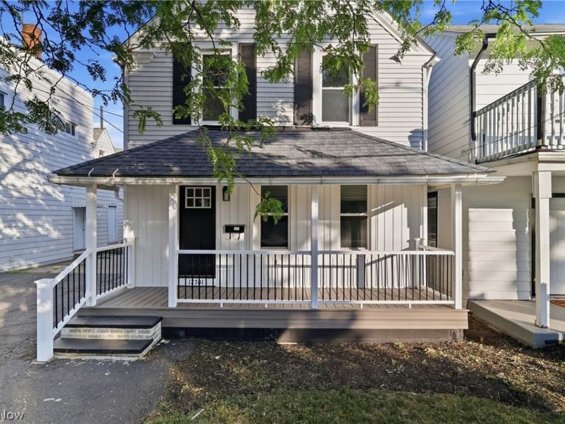 12701 Plover Street, Lakewood, OH 44107 Photo 3