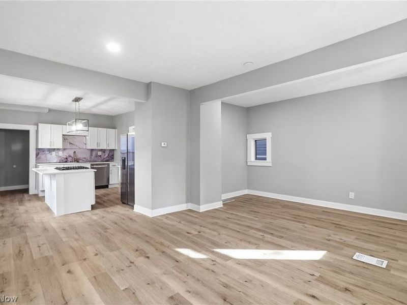 12701 Plover Street, Lakewood, OH 44107 Photo 9