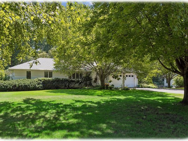 12915 Lone Oak Drive, Minnetonka, MN 55305