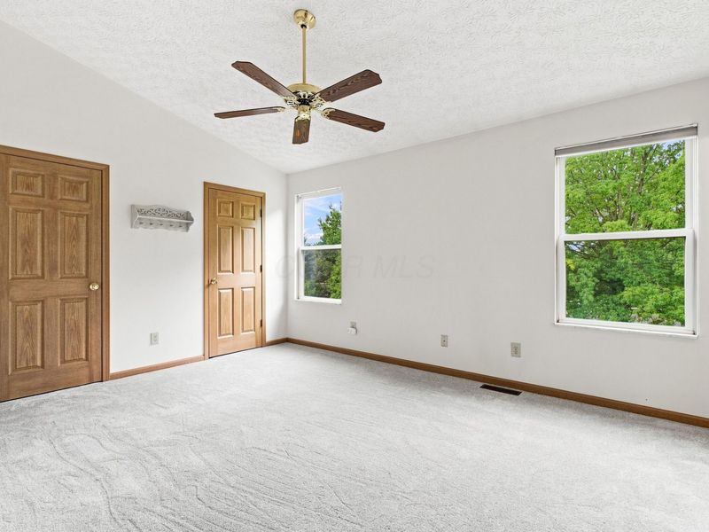 1544 Cottonwood Drive , Lewis Center, OH 43035 Photo 19
