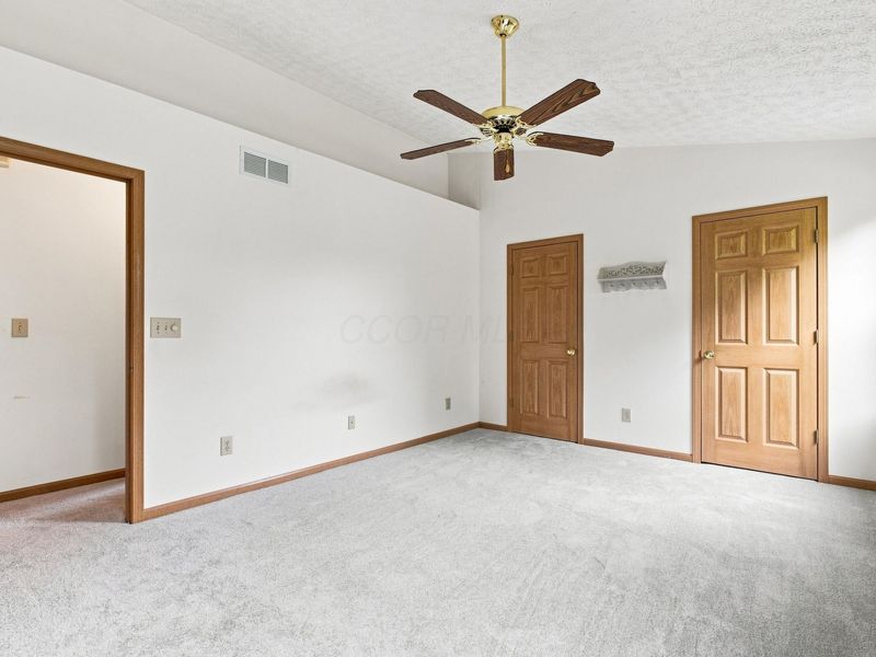 1544 Cottonwood Drive , Lewis Center, OH 43035 Photo 21