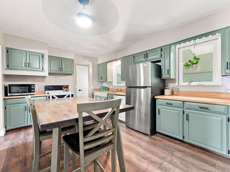1128 Ramp Lane, Heath, OH 43056 Photo 7