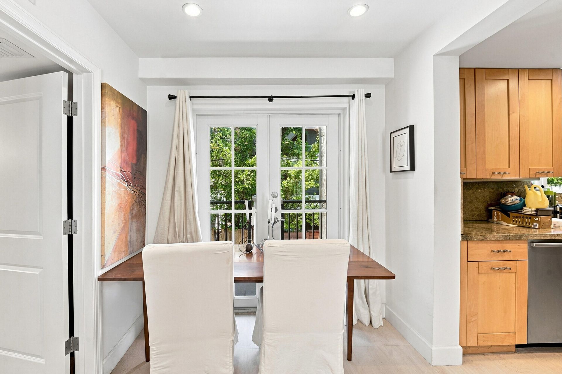 243 Meridian Avenue, Unit 113, Miami Beach, FL 33139 Photo