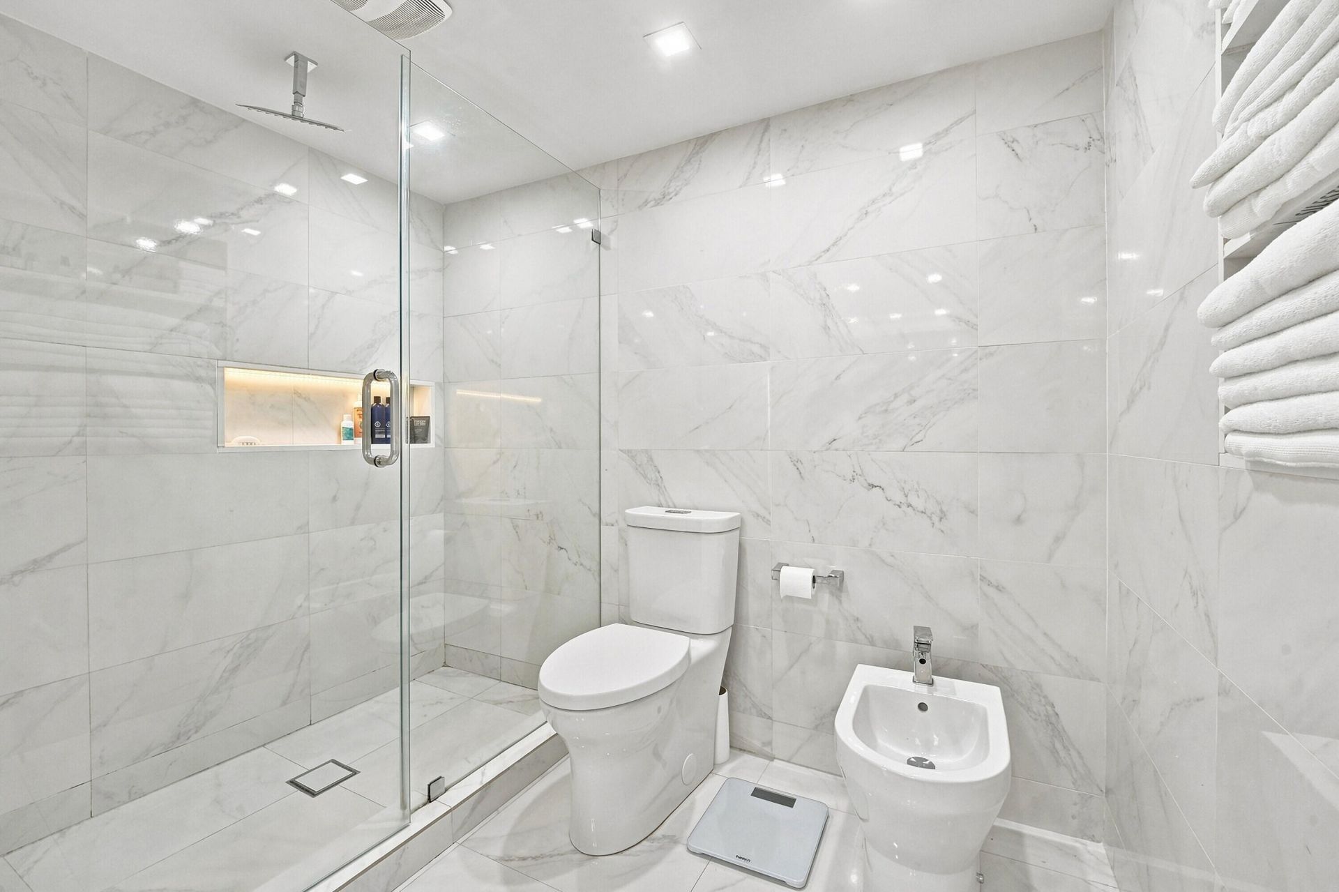243 Meridian Avenue, Unit 113, Miami Beach, FL 33139 Photo