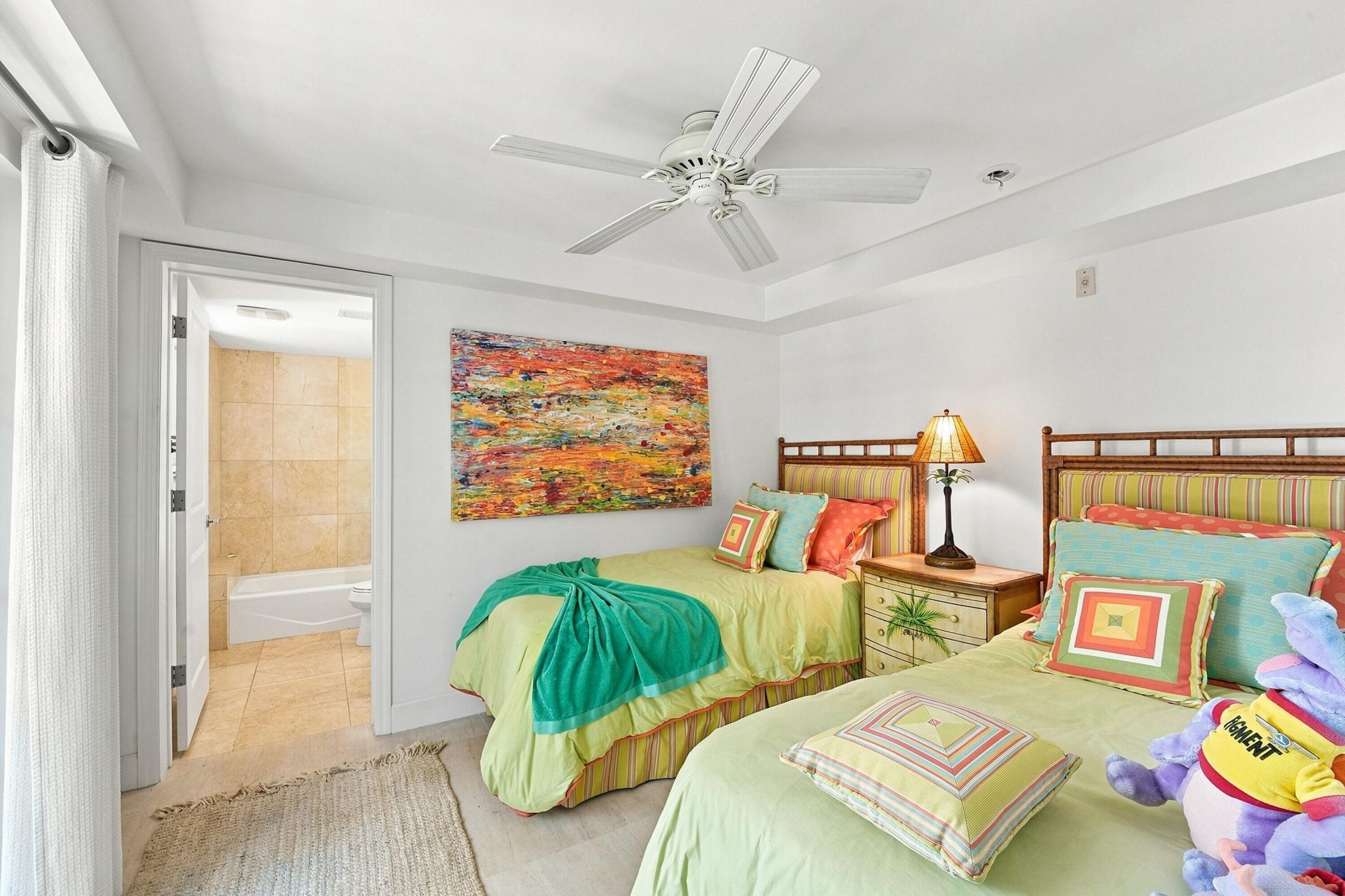 243 Meridian Avenue, Unit 113, Miami Beach, FL 33139 Photo
