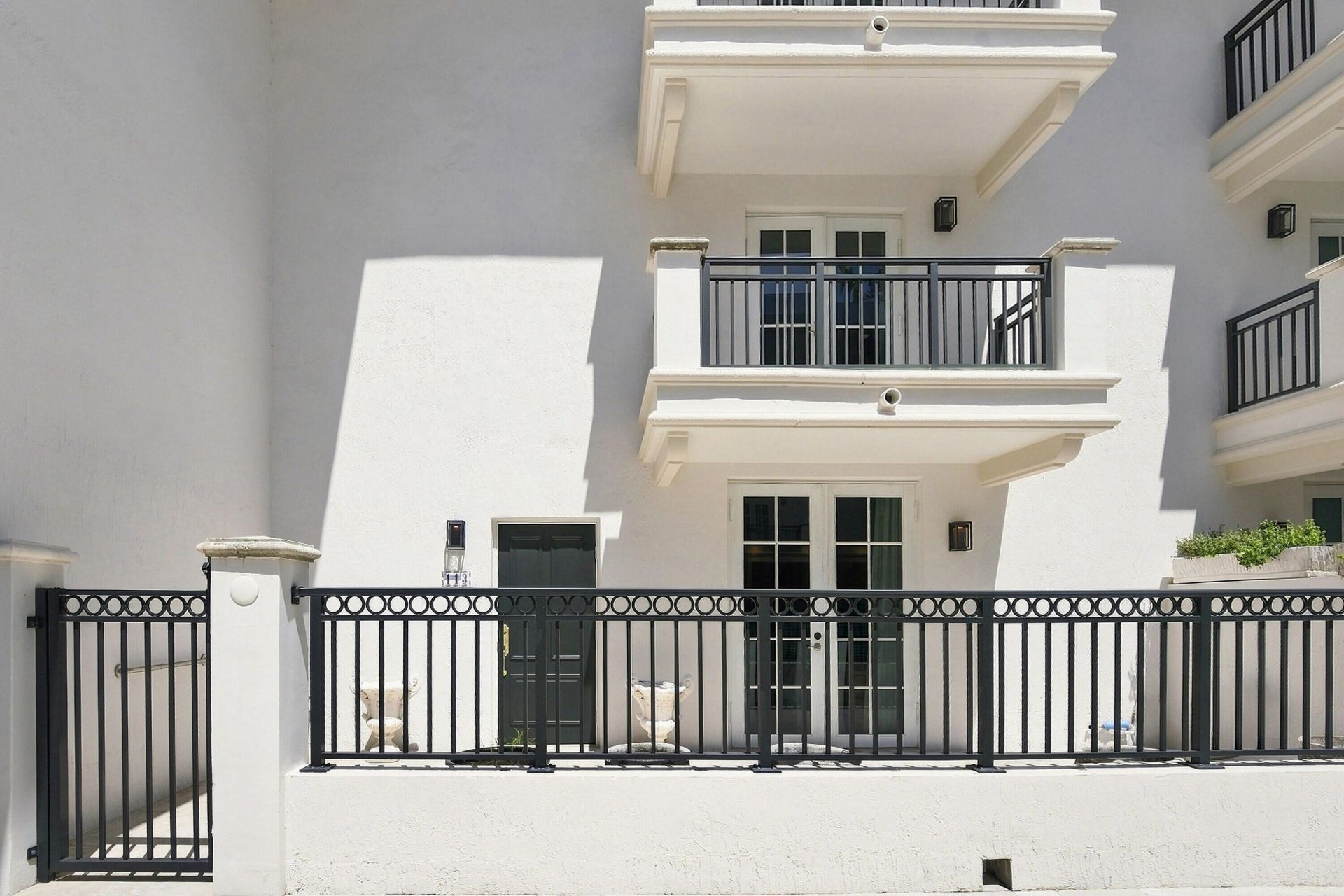 243 Meridian Avenue, Unit 113, Miami Beach, FL 33139 Photo