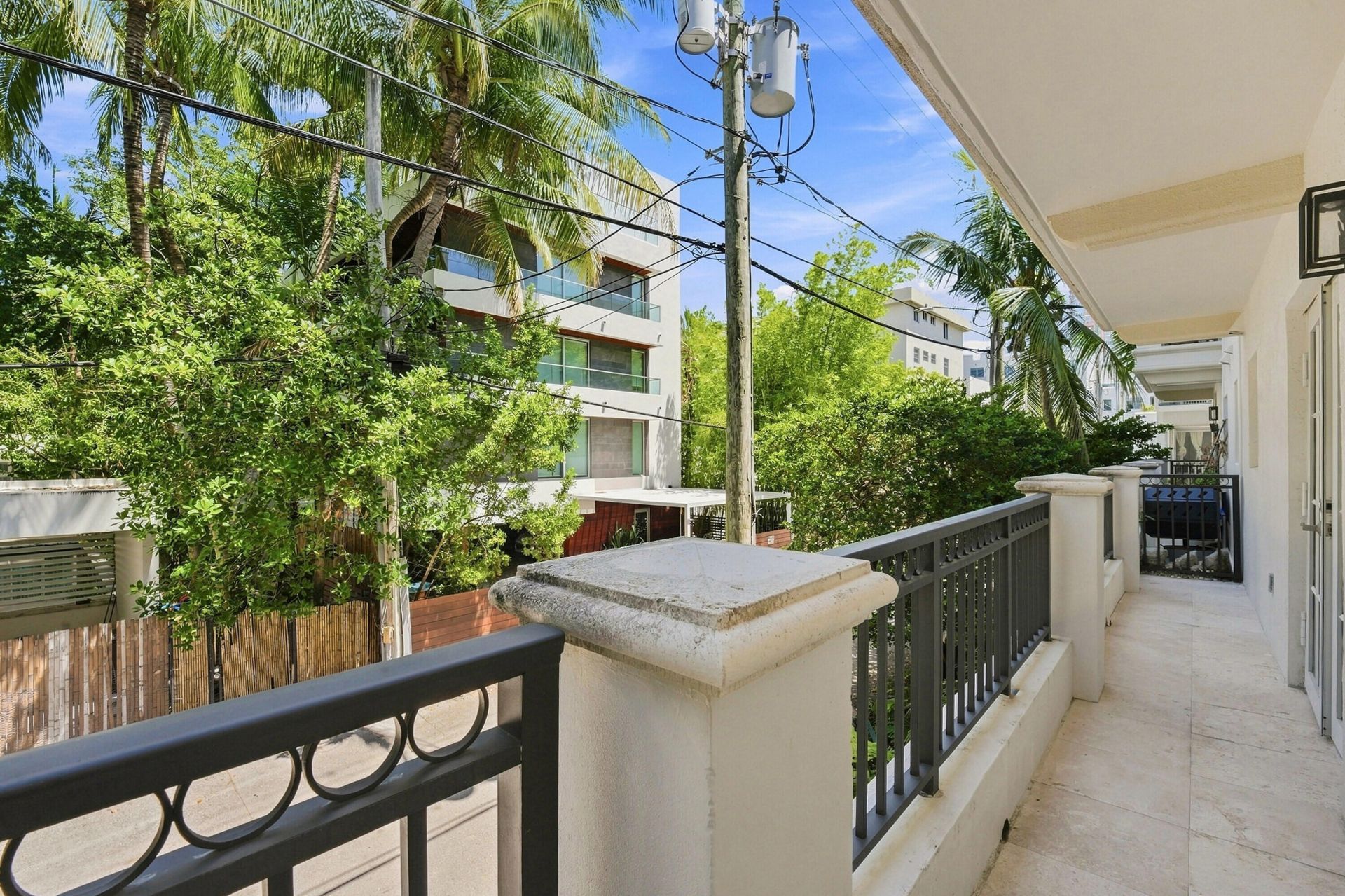 243 Meridian Avenue, Unit 113, Miami Beach, FL 33139 Photo