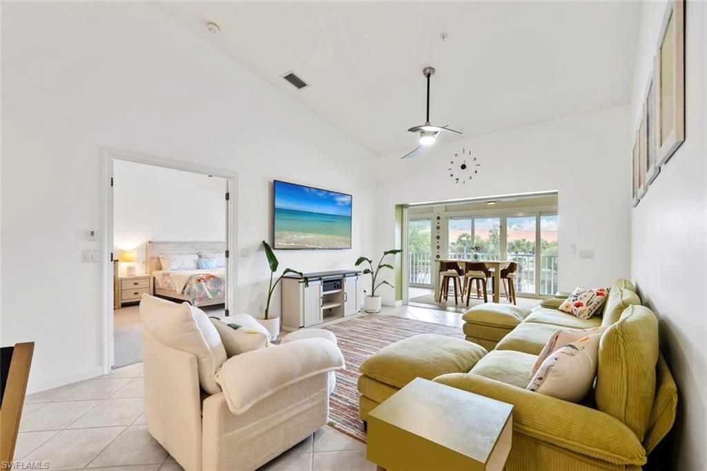 6600 Beach Resort Dr, Unit 14, Naples, FL 34114 Photo