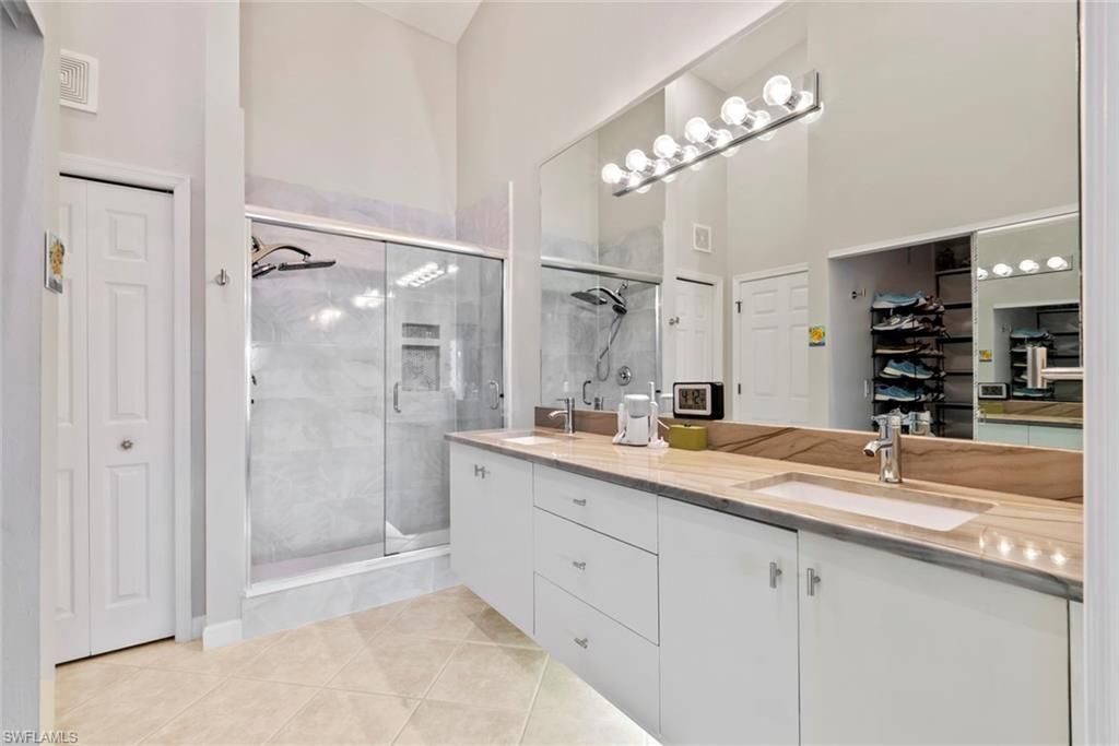 6600 Beach Resort Dr , Unit 14, Naples, FL 34114 Photo