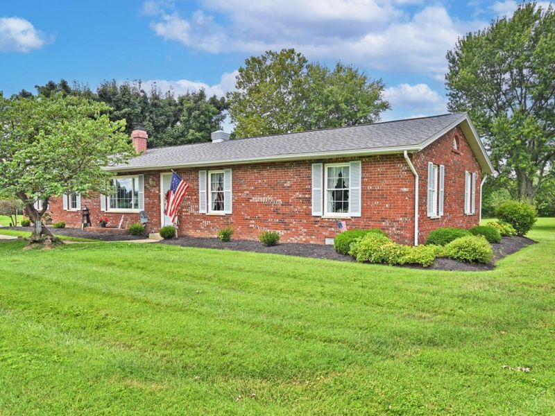 913 Hopewell Road, Franklin Township, OH 45120 Photo 2
