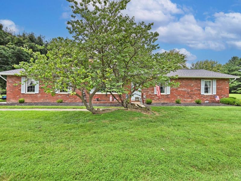 913 Hopewell Road, Franklin Township, OH 45120 Photo 4
