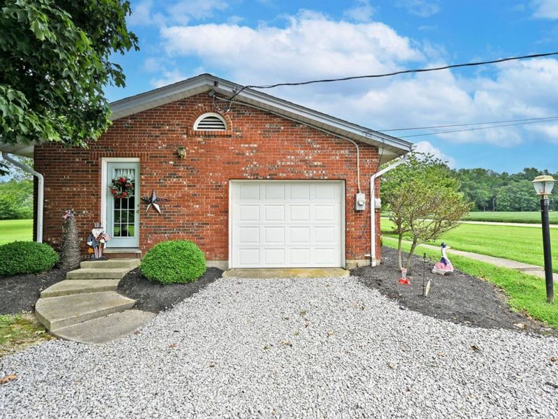 913 Hopewell Road, Franklin Township, OH 45120 Photo 7