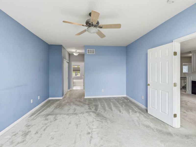 7886 Bridge Point Drive, Green Township, OH 45248 Photo 25