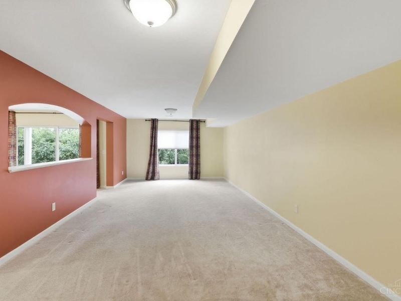 7886 Bridge Point Drive, Green Township, OH 45248 Photo 38