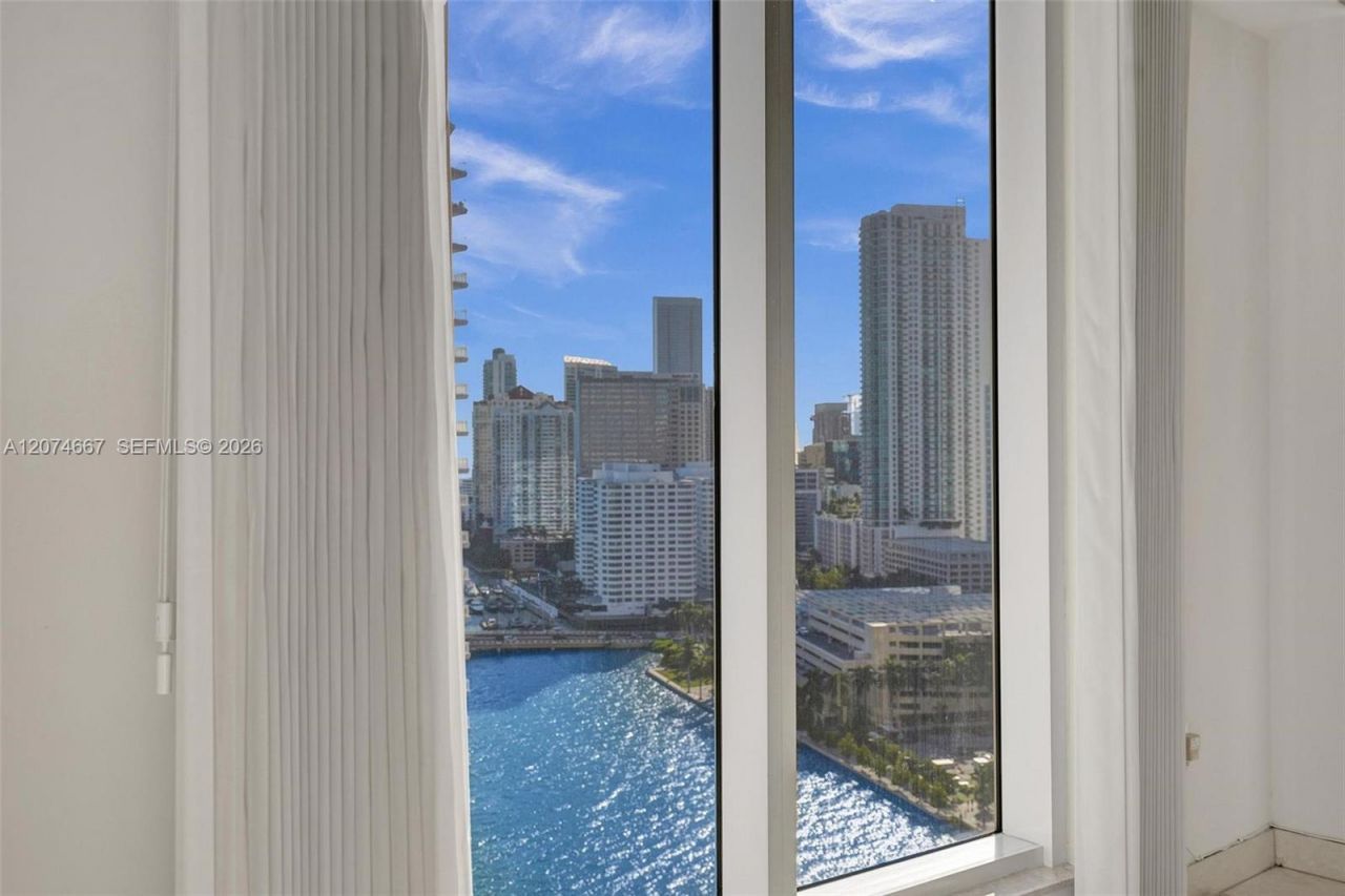 901 Brickell Key Blvd , Unit 2302, Miami, FL 33131 Photo