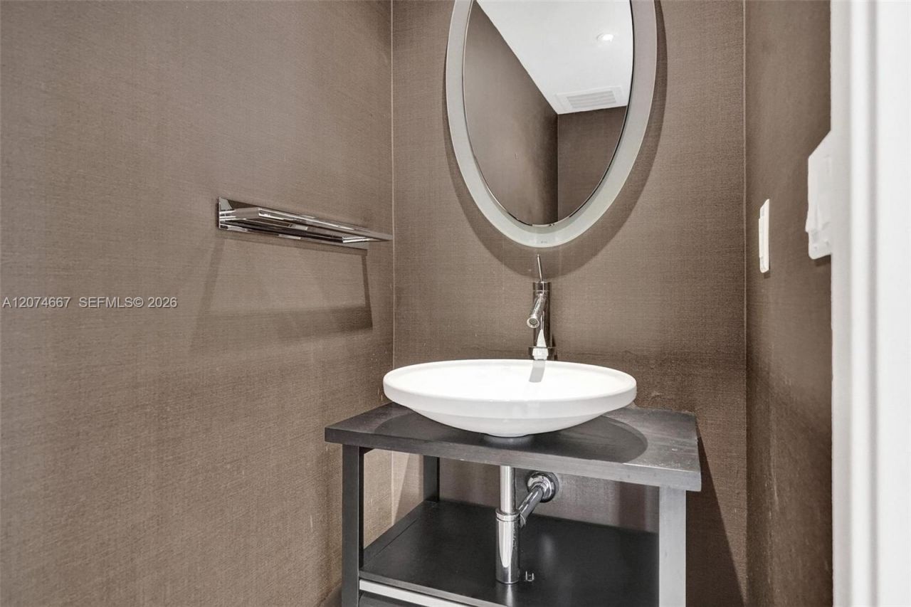 901 Brickell Key Blvd , Unit 2302, Miami, FL 33131 Photo