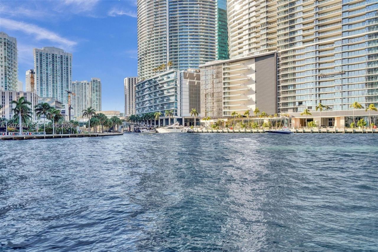 901 Brickell Key Blvd , Unit 2302, Miami, FL 33131 Photo