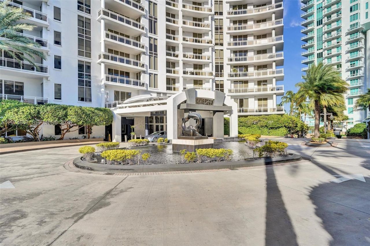 901 Brickell Key Blvd , Unit 2302, Miami, FL 33131 Photo